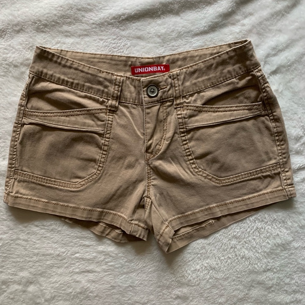 Tan Unionbay shorts, size 3